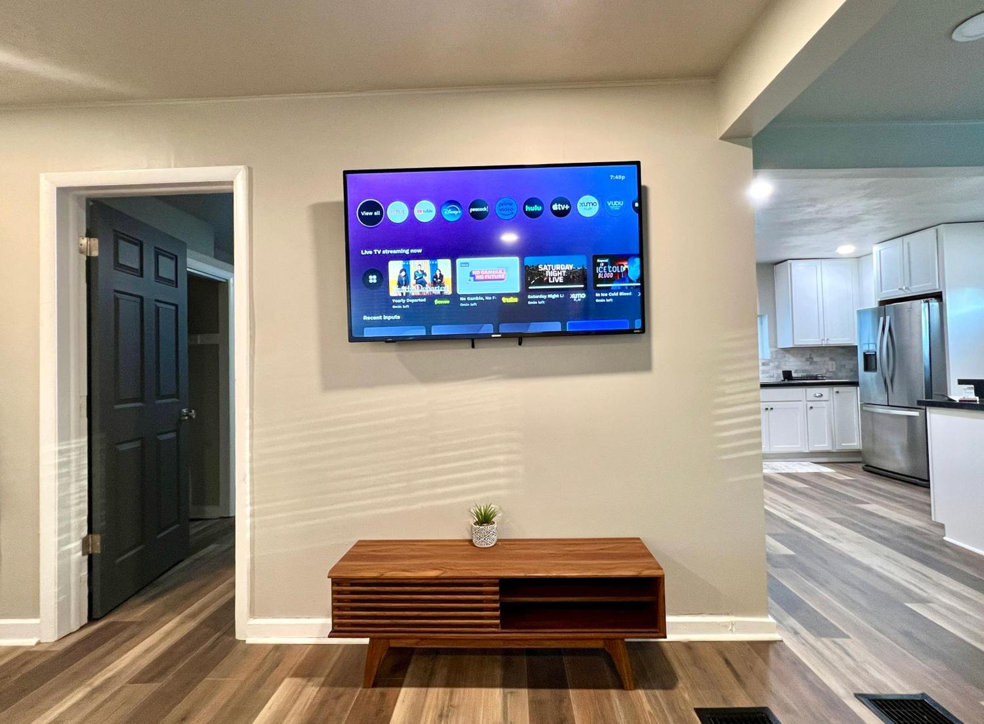 Modern Style Home Near Dt Indy & Major Attractions Indianapolis Zewnętrze zdjęcie