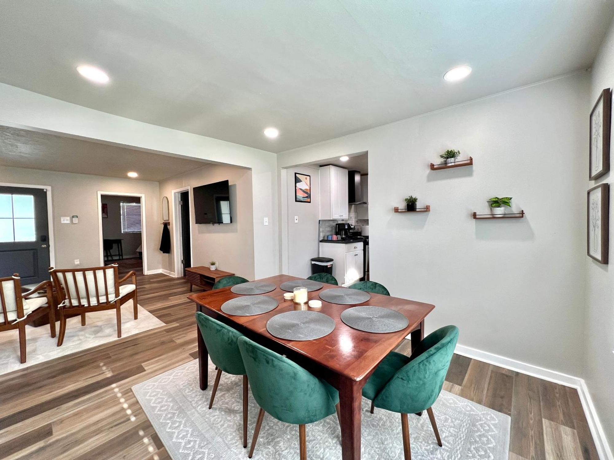 Modern Style Home Near Dt Indy & Major Attractions Indianapolis Zewnętrze zdjęcie