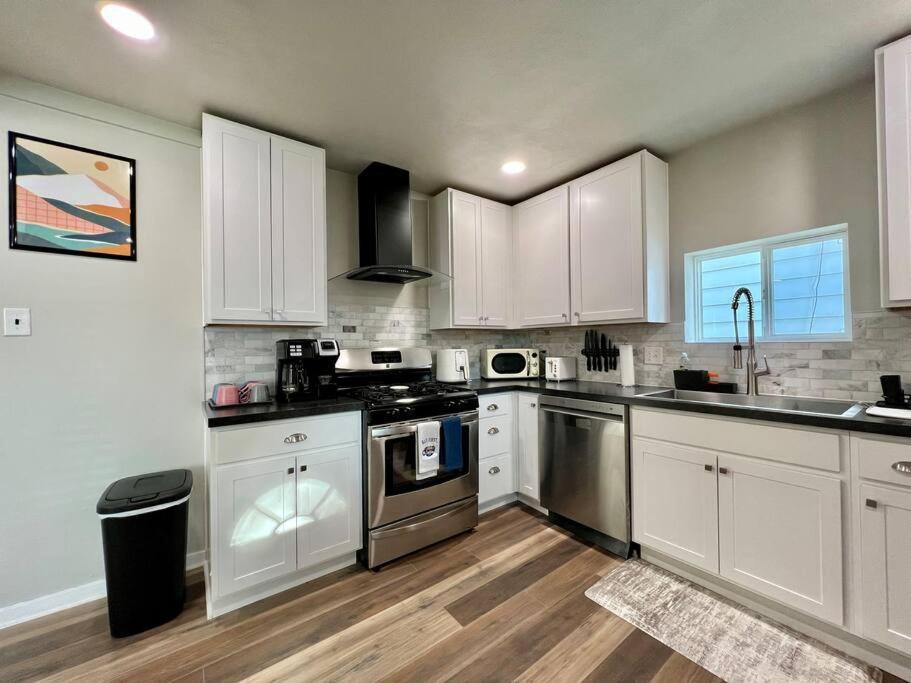 Modern Style Home Near Dt Indy & Major Attractions Indianapolis Zewnętrze zdjęcie