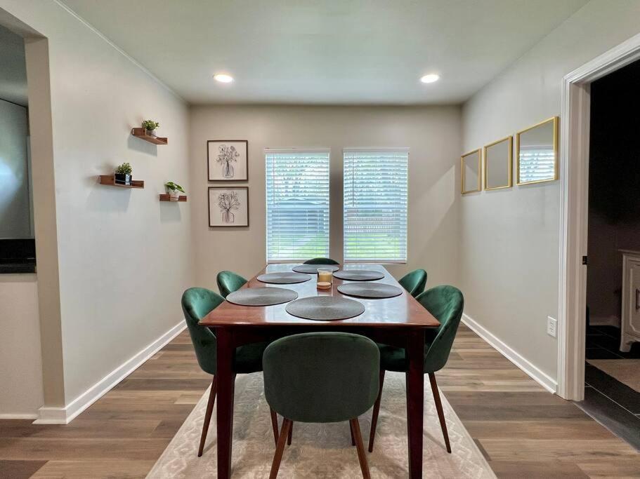 Modern Style Home Near Dt Indy & Major Attractions Indianapolis Zewnętrze zdjęcie