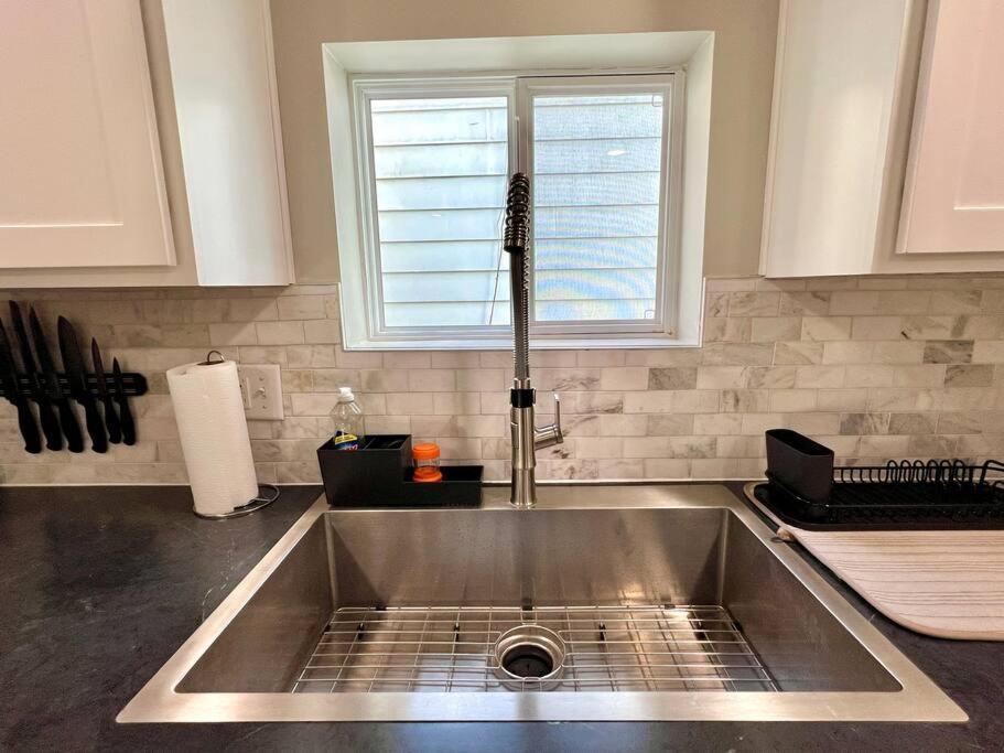 Modern Style Home Near Dt Indy & Major Attractions Indianapolis Zewnętrze zdjęcie